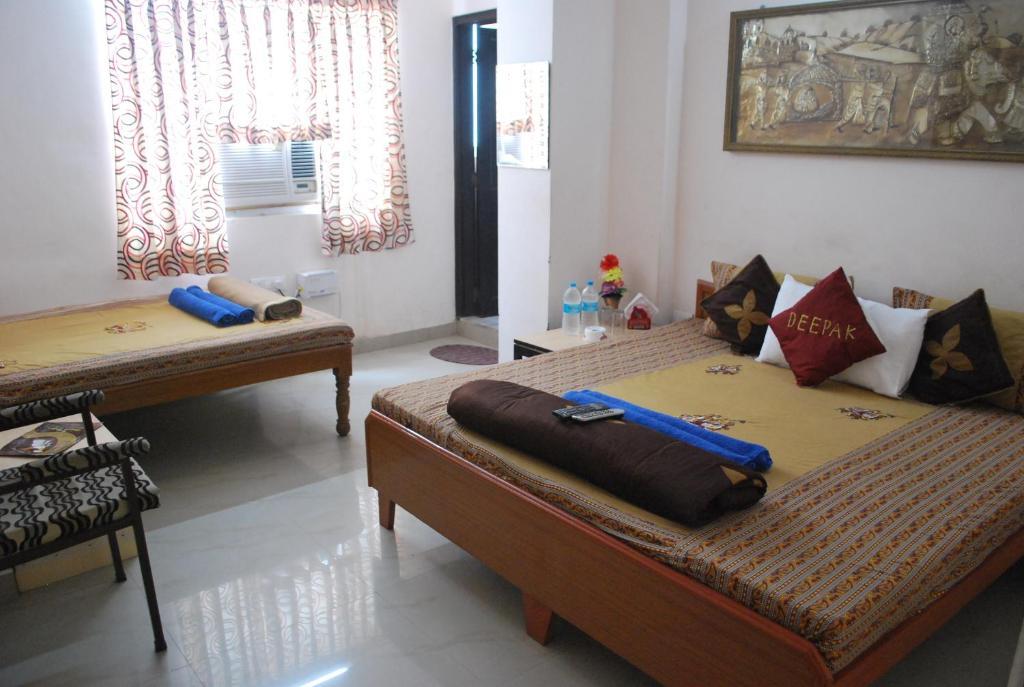 Hotel Deepak Jaipur Habitación foto